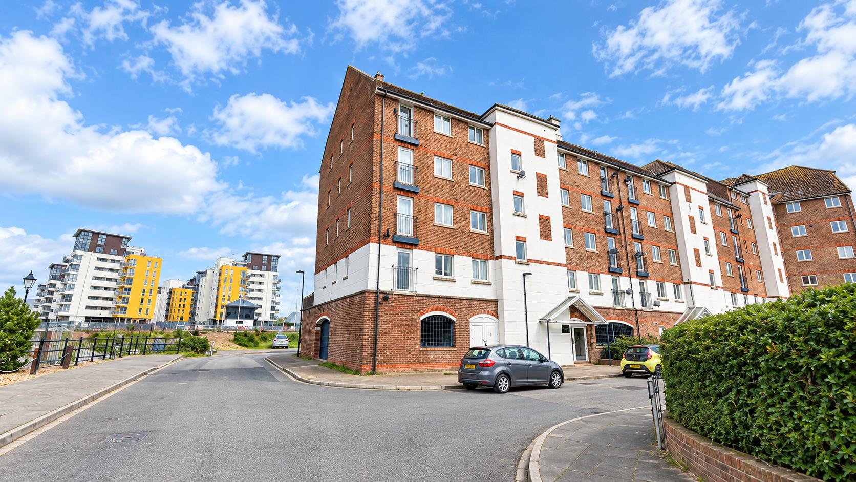 Bermuda Place, Sovereign Harbour, Eastbourne